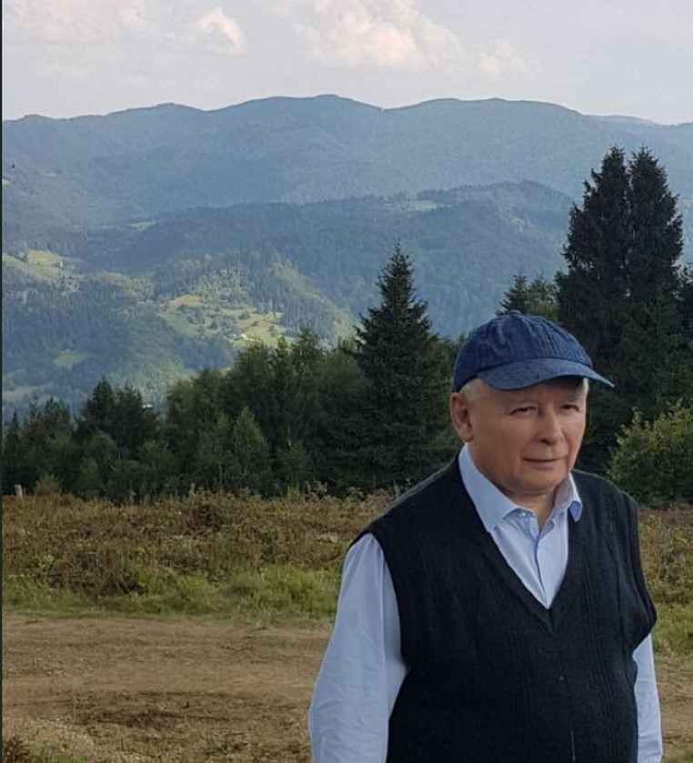 Jarosław Kaczyński w Beskidzie Sądeckim 