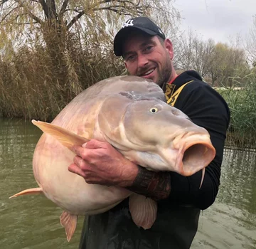 Ryba ważyła 51,20 kg 