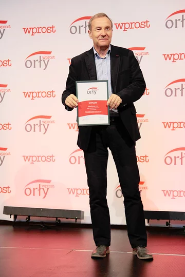 Orły Tygodnika „Wprost” 2016 na Pomorzu ENERGA S.A., Grupa Lotos S.A. oraz prezydent Gdyni Wojciech Szczurek zostali laureatami Orłów Tygodnika „Wprost” na Pomorzu. Nagrody wręczono w poniedziałek w sopockim Sheraton Hotel. Statuetkę w imieniu prezydenta Gdyni odebrała wiceprezydent Katarzyna Gruszecka-Spychała.