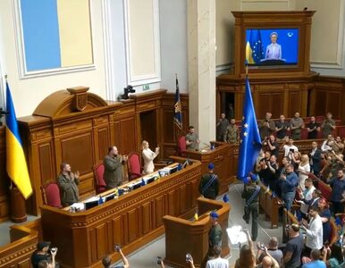 „Historyczny moment”. W parlamencie Ukrainy pojawiła się nowa flaga