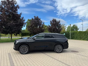 Jaecoo 8 Super Hybrid 