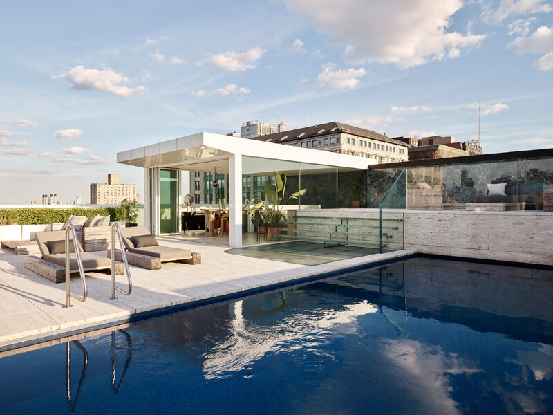 Apartament z basenem w Nowym Jorku, projekt Søren Rose