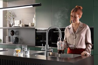 Franke Mythos Water Hub – inteligentna bateria kuchenna 6w1 z wrzątkiem i wodą gazowaną