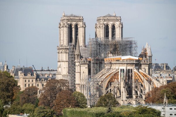 Miniatura: Katedra Notre Dame pół roku po pożarze