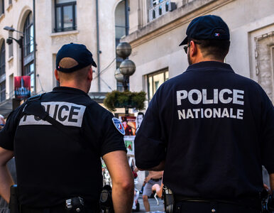 Miniatura: Atak nożownika na przedmieściach Paryża....