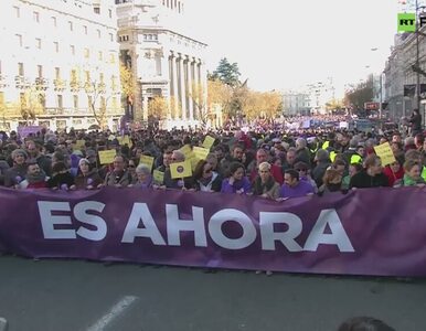 Miniatura: Tysiące Hiszpanów na ulicach. Marsz...