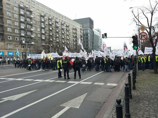 Miniatura: Demonstracja przed Ministerstwem Rolnictwa