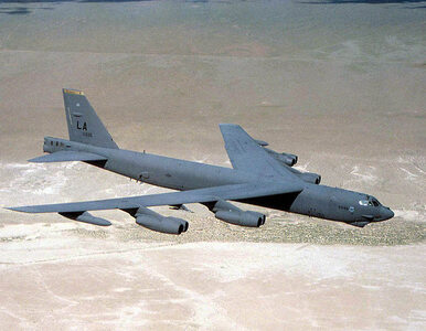 Miniatura: Amerykańskie bombowce przyleciały do Europy