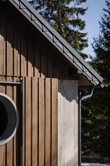 Remont starej chaty, projekt Studio Plyš 