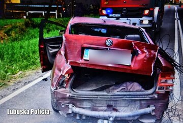 Pijany kierowca dachował autem