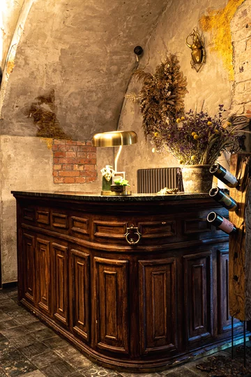 Restauracja Dziurka od klucza w pamiętającym czasy carskie Forcie Służew w Warszawie. Zjemy tu po włosku! 