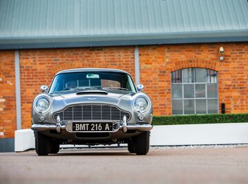Aston Martin DB5 z&nbsp;1965 roku &ndash; auto Jamesa Bonda