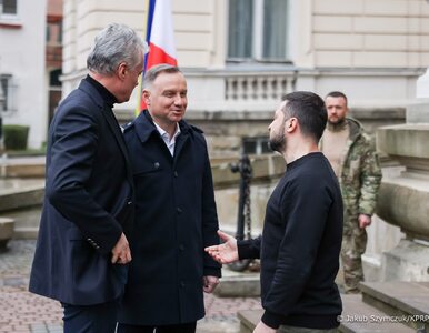 Andrzej Duda i Wołodymyr Zełenski we Lwowie. Wraz z prezydentem Litwy...