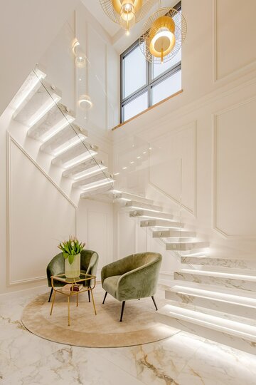 Schody w&nbsp;apartamencie