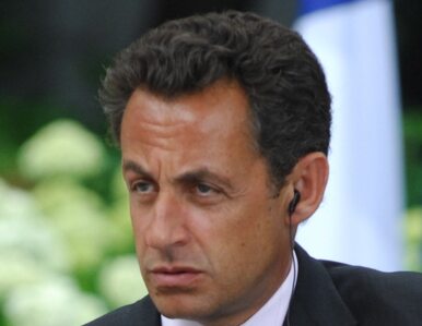 Miniatura: Sarkozy bagatelizuje obniżenie ratingu...