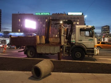 Rondo Dmowskiego i centrum Warszawy w przededniu Marszu Niepodległości 