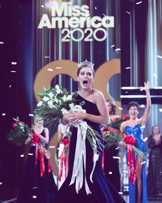 Miniatura: Camille Schrier i konkurs Miss America 2020