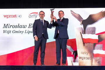 Mirosław Ebertowski (z prawej) oraz&nbsp;wręczający nagrodę Marcin Horała