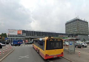 Przeraźliwe krzyki w Warszawie. Przy Dworcu Zachodnim płonął człowiek