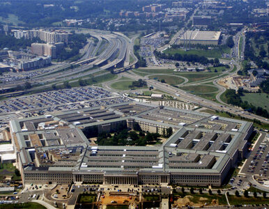 Miniatura: Pentagon szybciej zaciśnie pasa