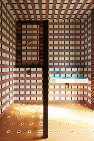 Leśny azyl miłośnik&oacute;w sztuki, projekt Studio Jean Verville architectes