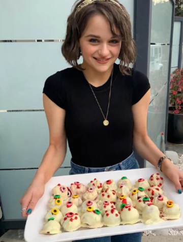 Joey King 