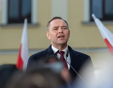 Miniatura: Po decyzji Nawrockiego zawrzało. „Szkoda,...