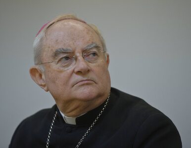 Miniatura: „Fakt”: Arcybiskup Hoser trafił do...