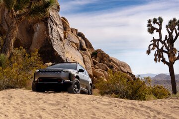 Jeep Wagoneer S Trailhawk