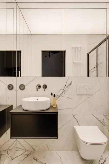 Małe mieszkanie w łódzkiej kamienicy, projekt  Piotr Łucyan 