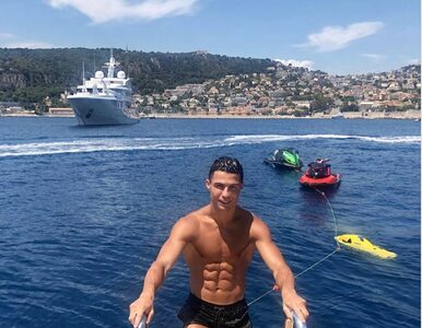 Miniatura: Rajskie wakacje Cristiano Ronaldo. Piłkarz...