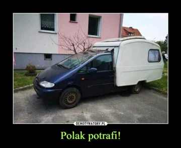 Minęła połowa wakacji. Internauci publikują memy 