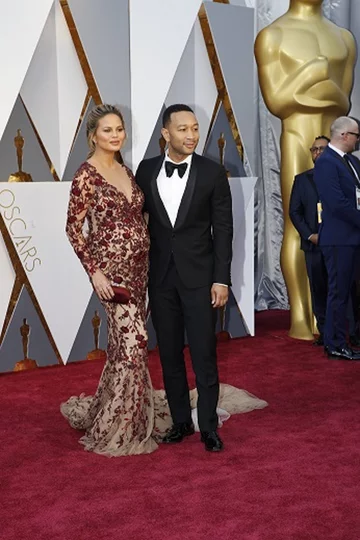 Chrissy Teigen i John Legend (fot. oscar.go.com, twitter)