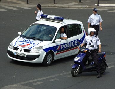 Miniatura: Skandal w Paryżu. Policjanci podejrzani o...