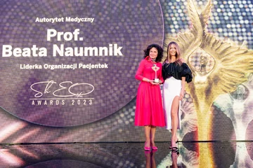 Prof. Beata Naumnik z Małgorzatą Rozenek-Majdan 