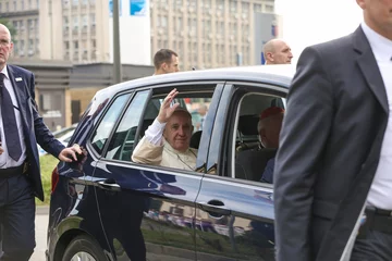 Ojciec Święty z wizytą u kardynała Macharskiego Ojciec Święty z wizytą u kardynała Macharskiego