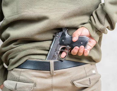 Miniatura: Warszawa strefą bez broni. Decyzja MSWiA...