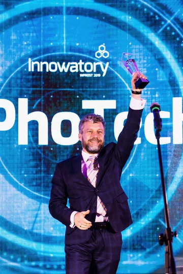 dr hab. inż. Tomasz Nasiłowski dr hab. inż. Tomasz Nasiłowski – prezes INPHOTECH Sp. z o.o.