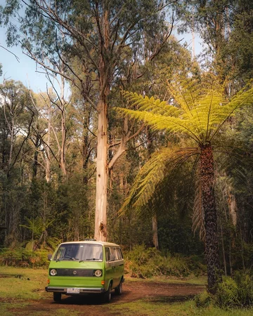 Bus przerobiony na mieszkanie 