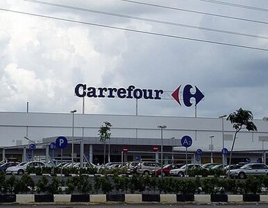 Miniatura: Carrefour sprzedaje kolejne sklepy