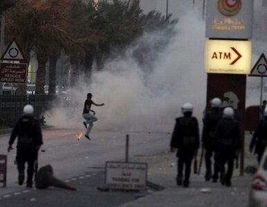 Miniatura: Krwawe protestety w Bahrajnie. Jedna osoba...