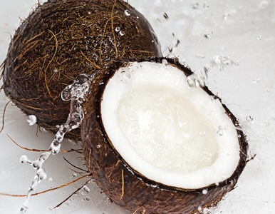 Woda kokosowa pomaga schudnąć – prawda czy mit?