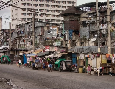 Miniatura: Wygrał 6 milionów euro - nie umie ich...