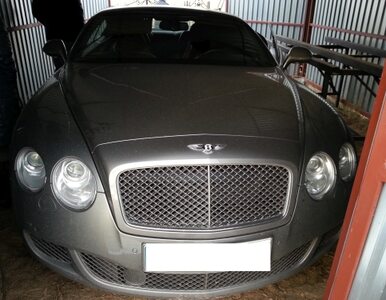 Miniatura: W Niemczech okradli salon Bentley'a. 5 aut...