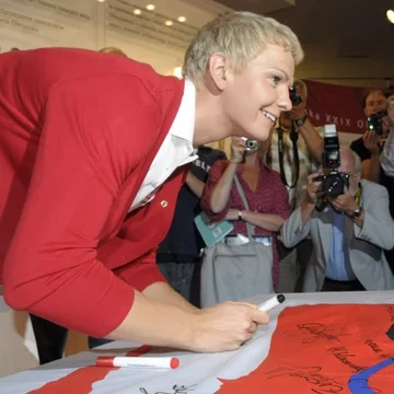 Otylia Jedrzejczak. Ślubowanie polskiej reprezentacji. Fot. Forum