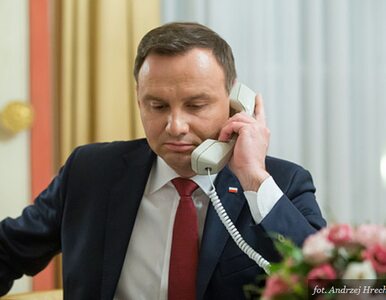 Miniatura: Duda zadzwonił do prezydenta Francji. "Ta...