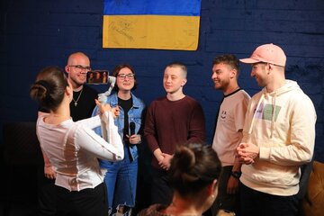 Komicy stand-up klubu UKROP