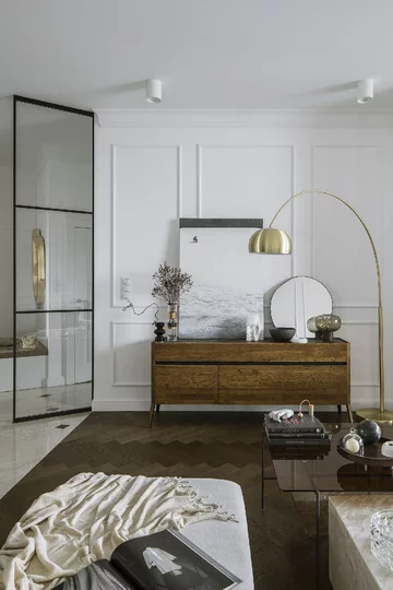 Paryski artyzm w Warszawie. Apartament w Centrum Praskim Koneser 