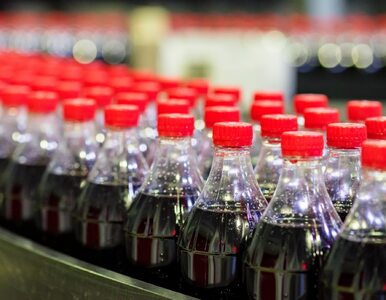 Cola-Cola musi dostosować się do unijnych przepisów. Chodzi o nakrętki