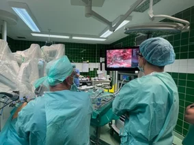 Miniatura: Tysiąc operacji z robotem da Vinci....